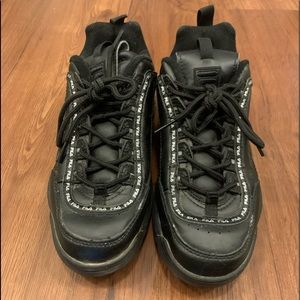Black Fila Disruptor 2
